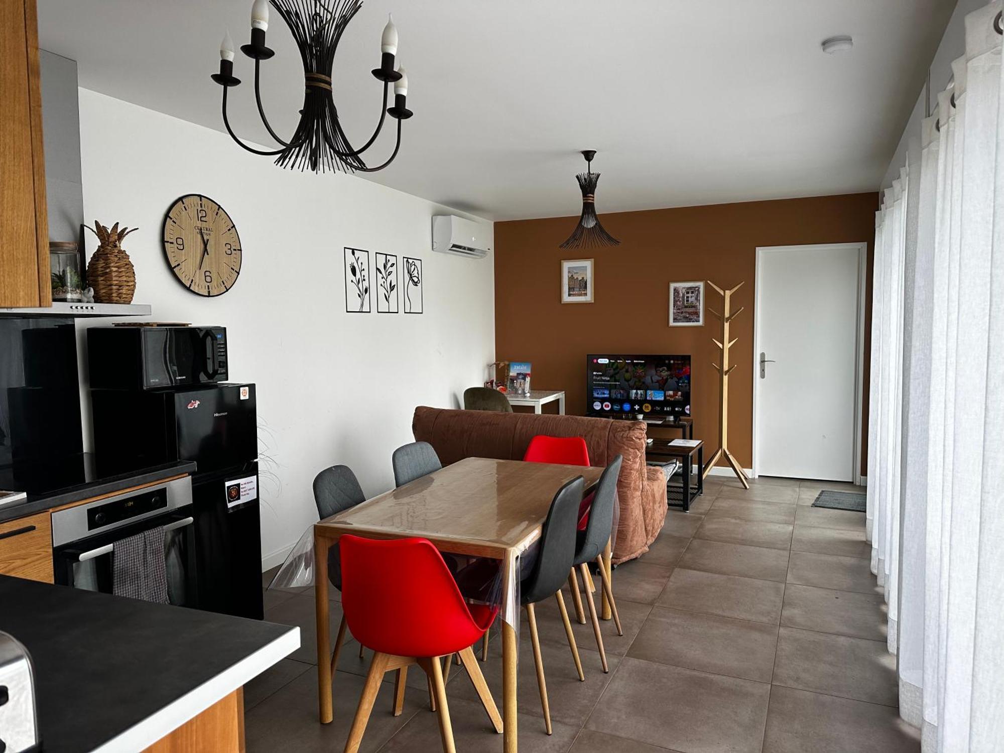 Maison La Capucine Sur Quai De Seine, Wifi, Machine A Laver, Parking Prive Gratuit Вернон Экстерьер фото